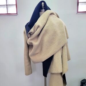 Reversible Wrap